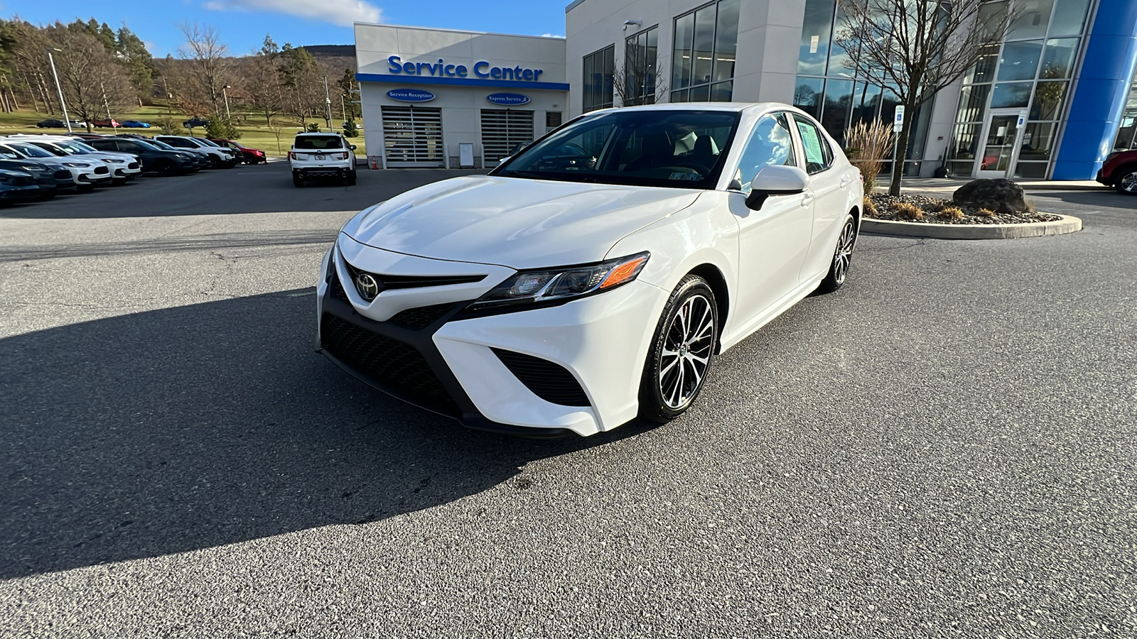 2019 Toyota Camry SE 8