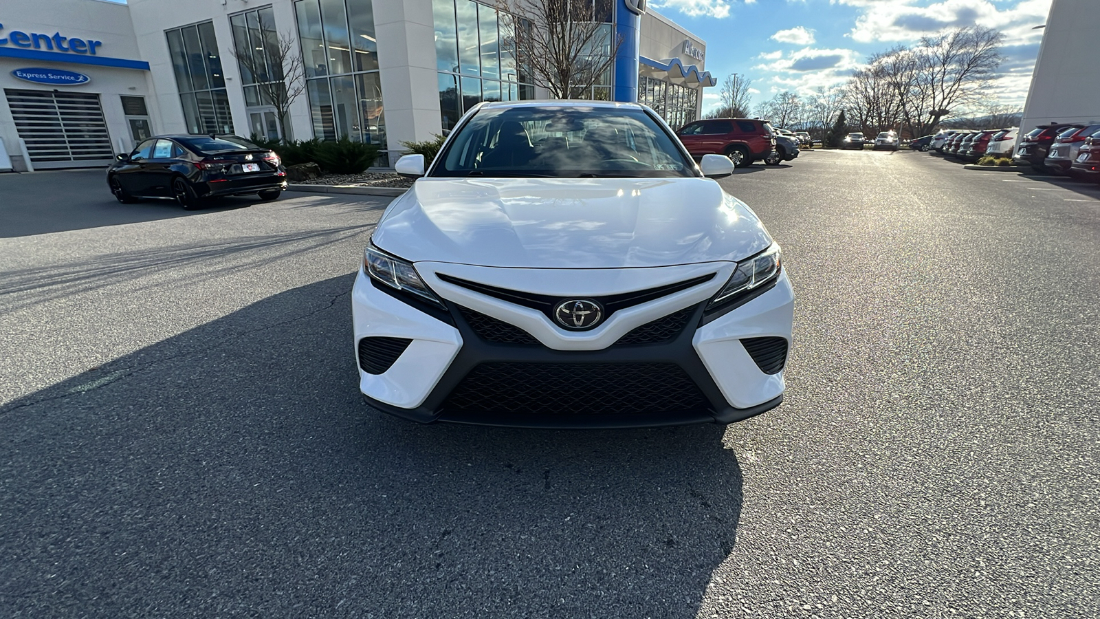 2019 Toyota Camry SE 9