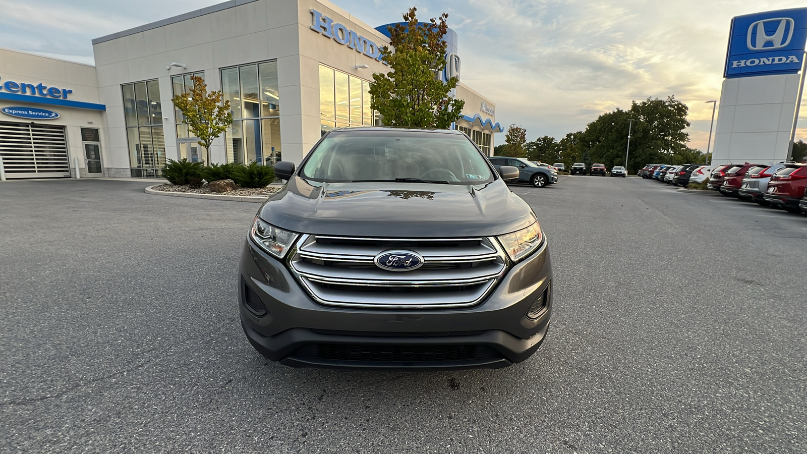 2015 Ford Edge SE 9