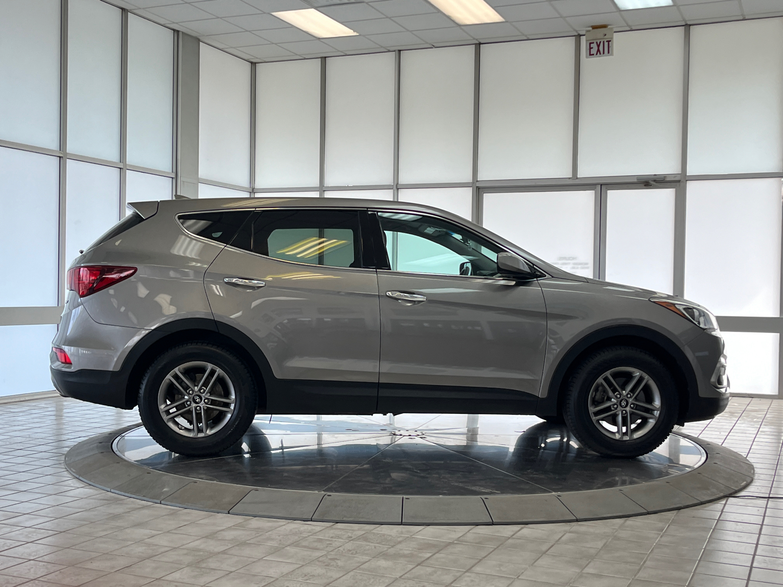 2017 Hyundai Santa Fe Sport 2.4 Base 9