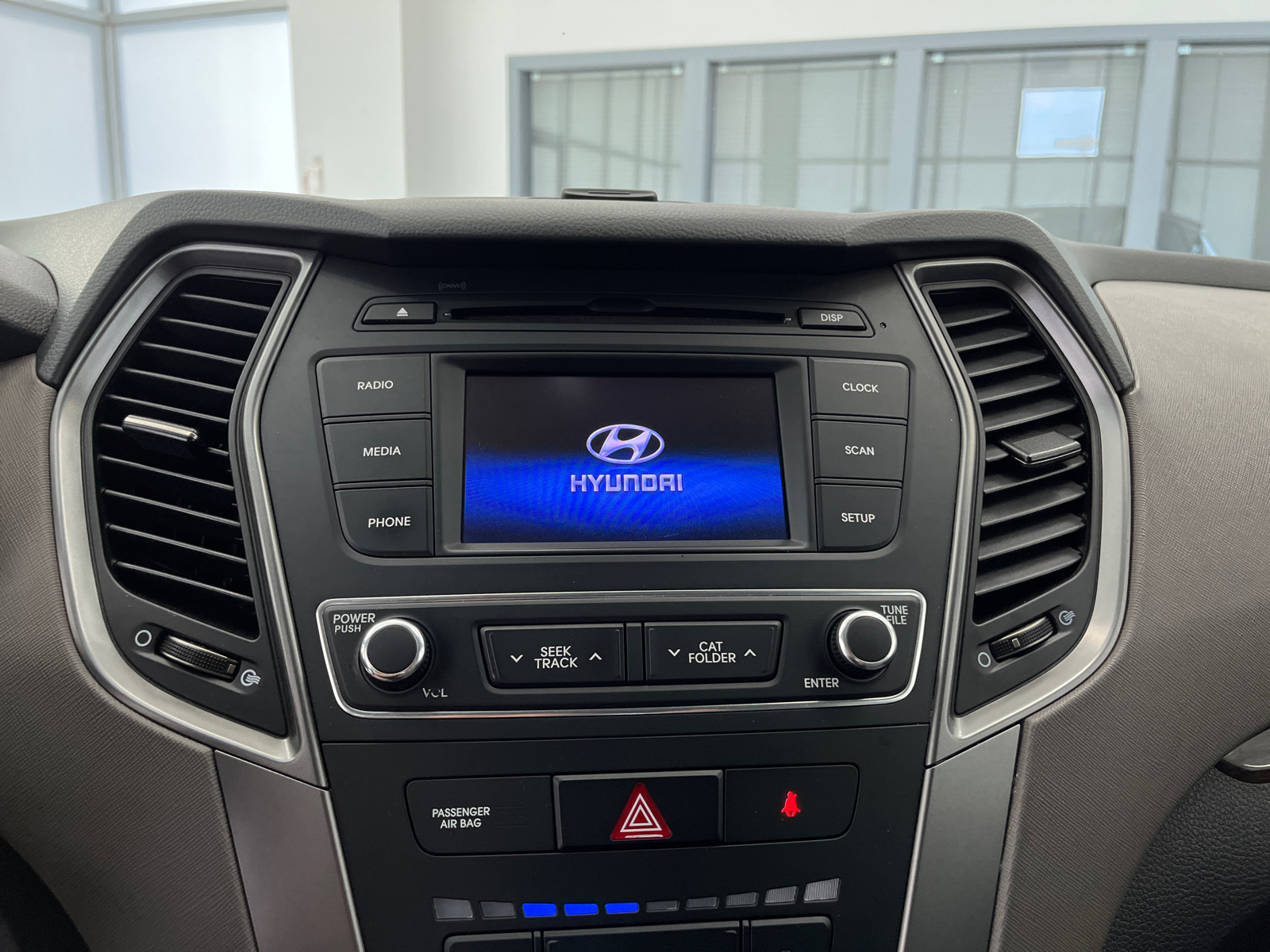 2017 Hyundai Santa Fe Sport 2.4 Base 19