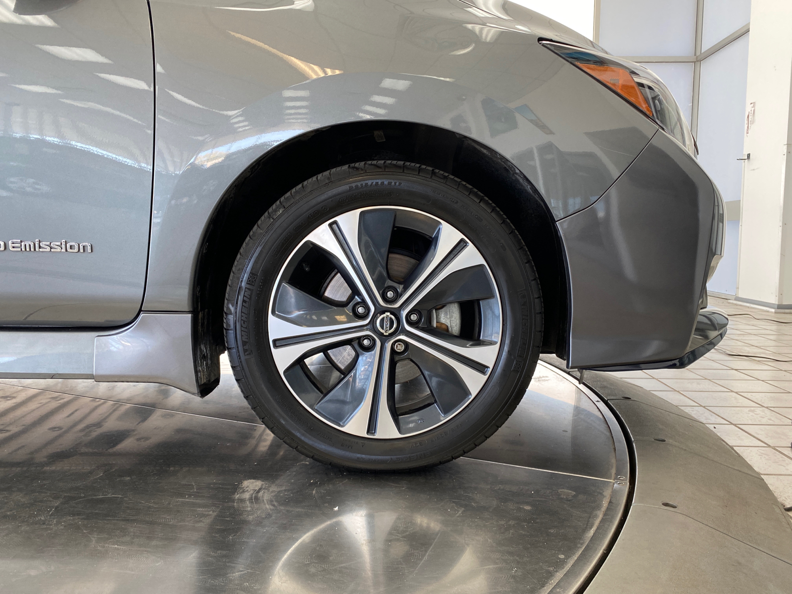 2019 Nissan Leaf SV Plus 10