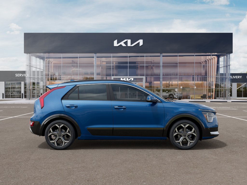 2024 Kia Niro Plug-In Hybrid SX 7