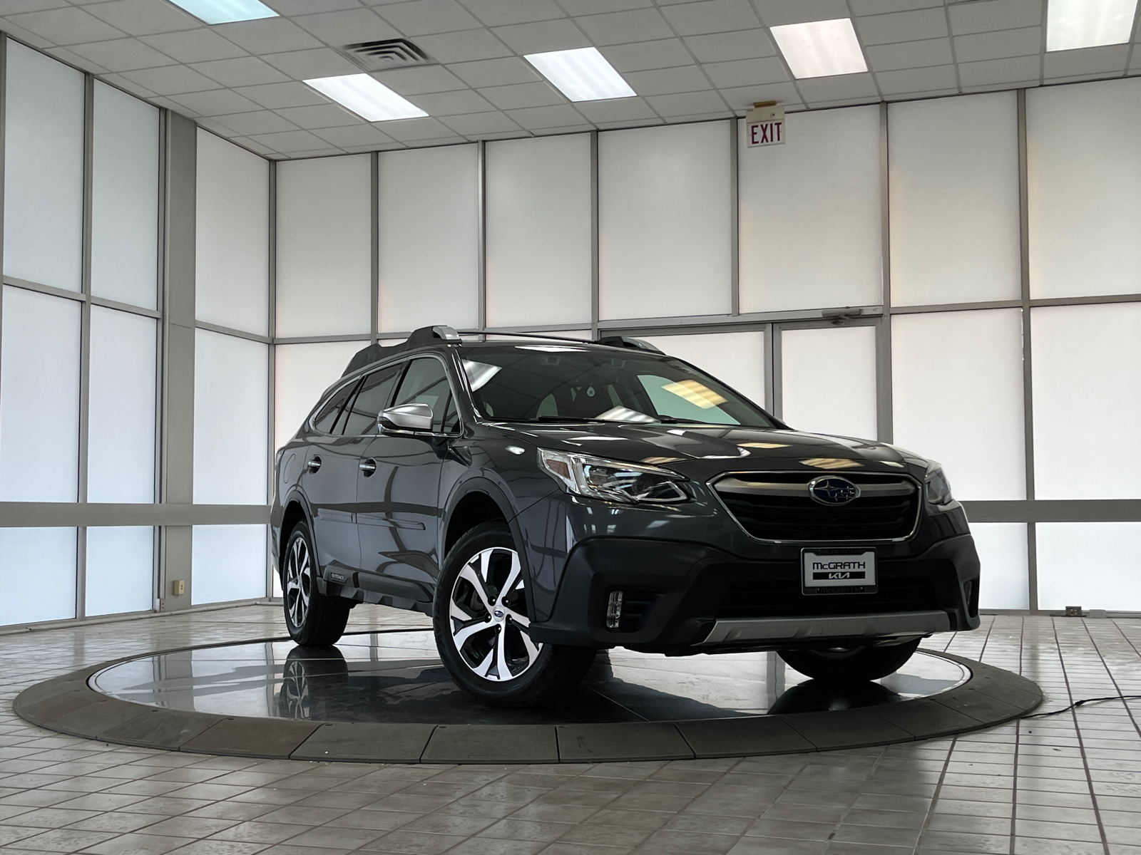 2021 Subaru Outback Touring XT 2