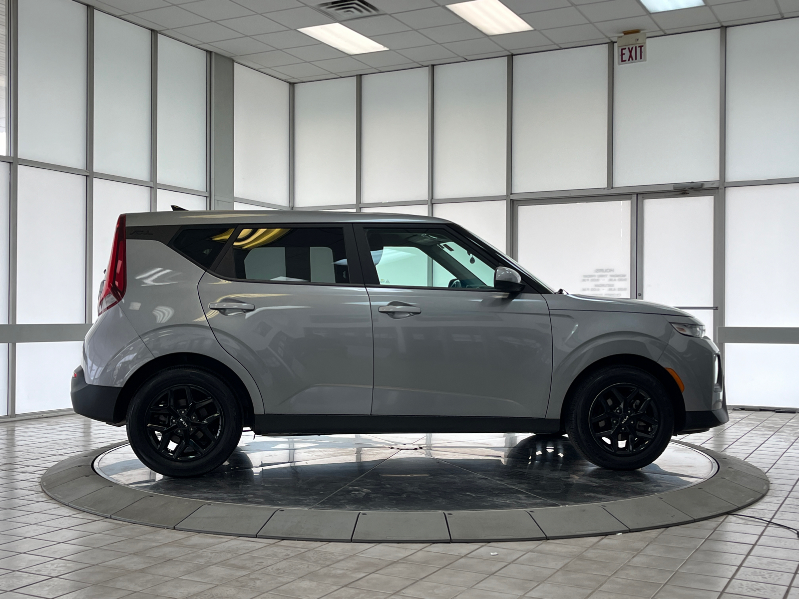 2022 Kia Soul LX 9