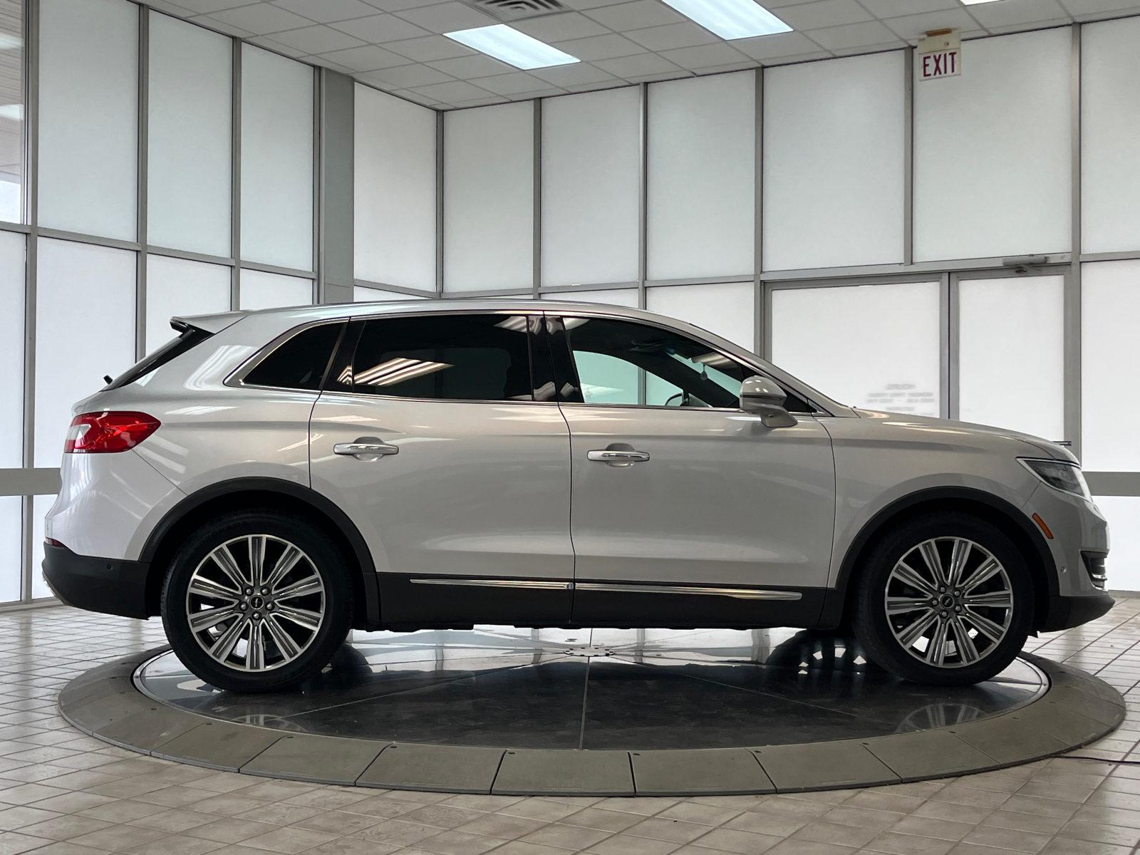 2016 Lincoln MKX Black Label 9