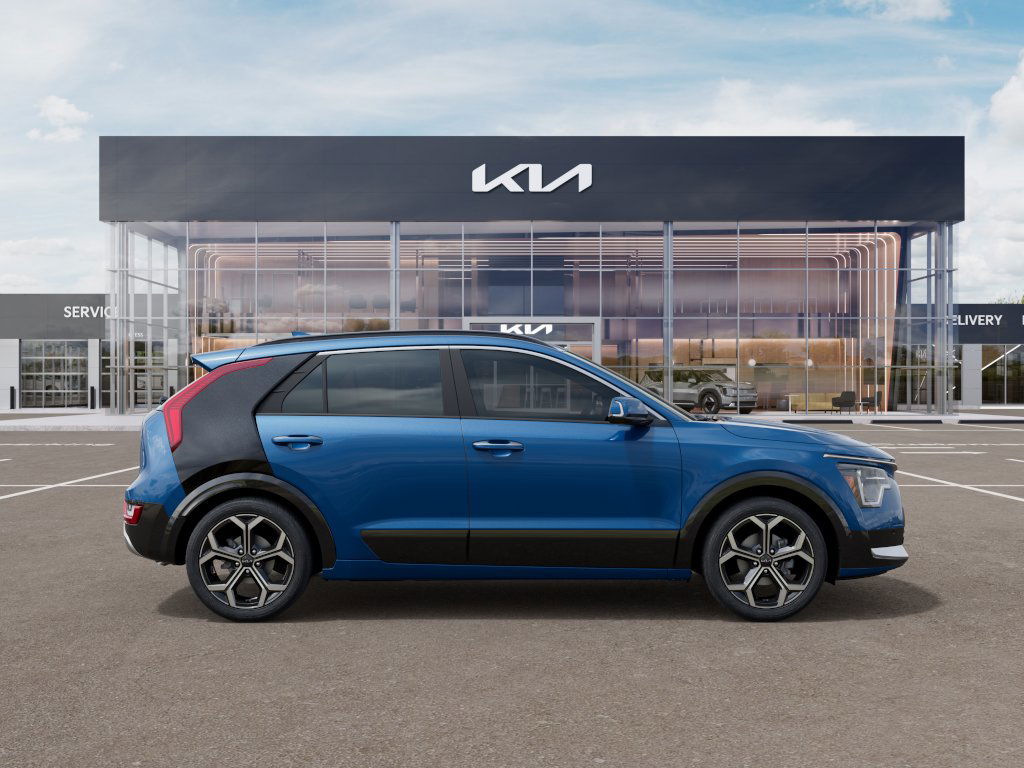 2025 Kia Niro SX Touring 7