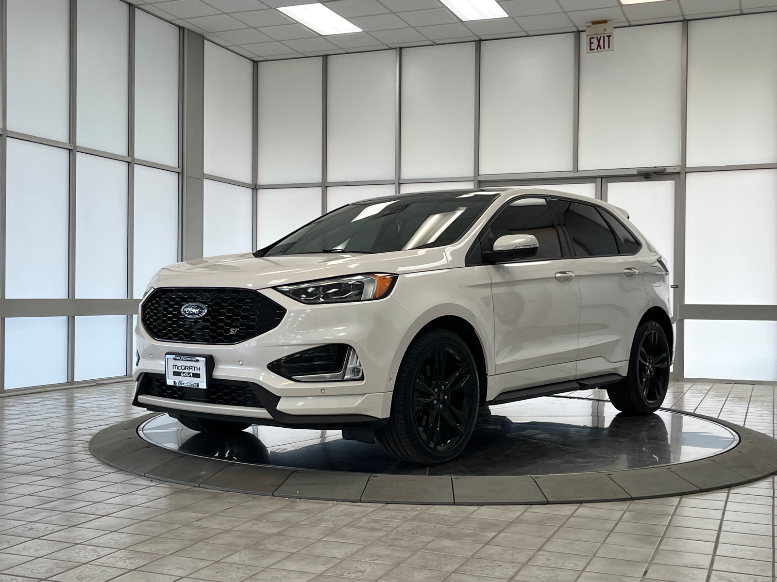 2019 Ford Edge ST 4