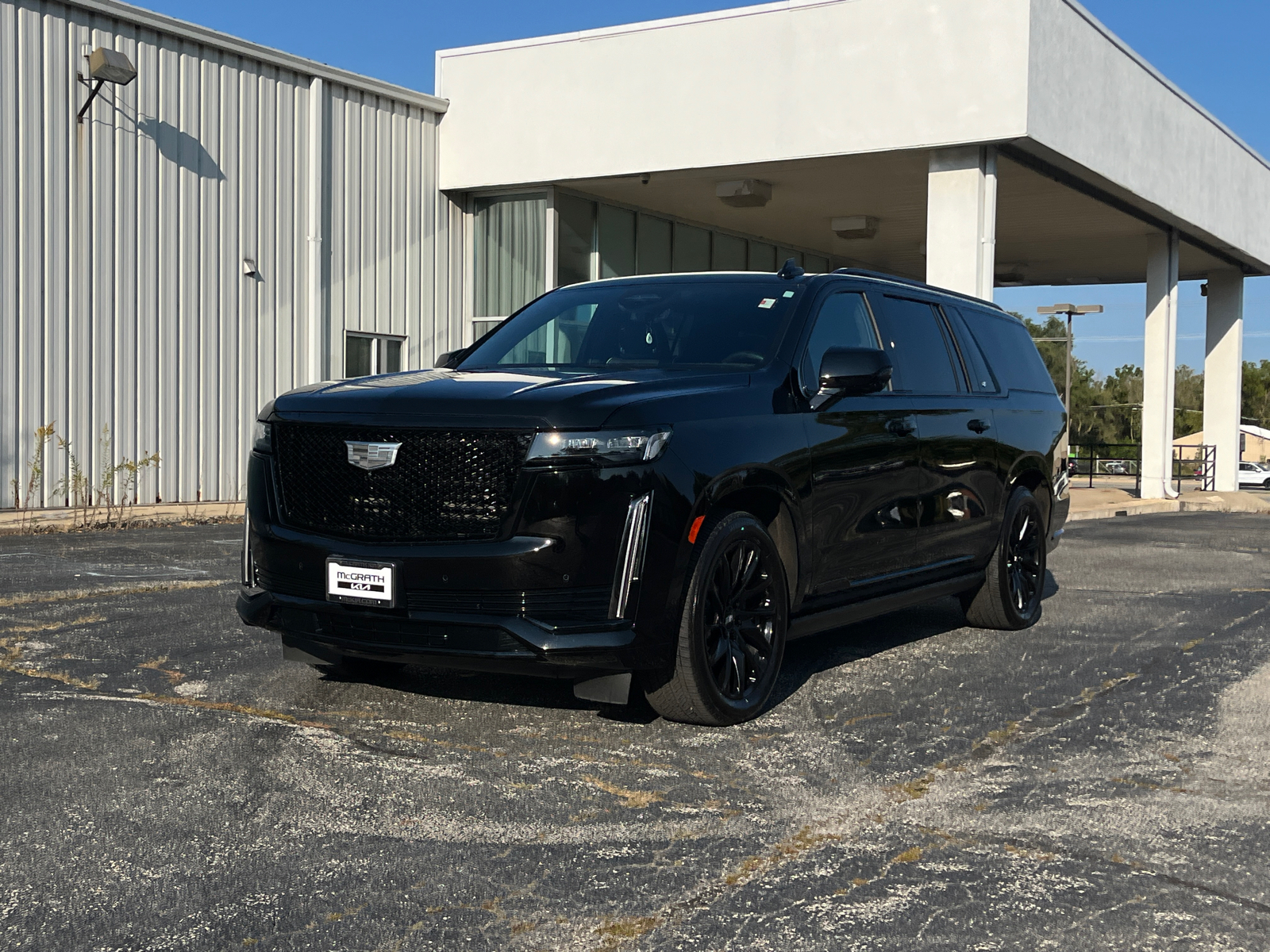 2023 Cadillac Escalade ESV Sport 4