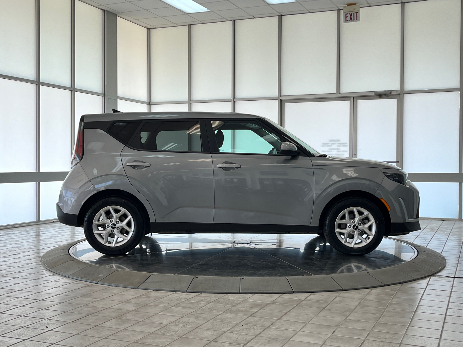 2023 Kia Soul LX 9