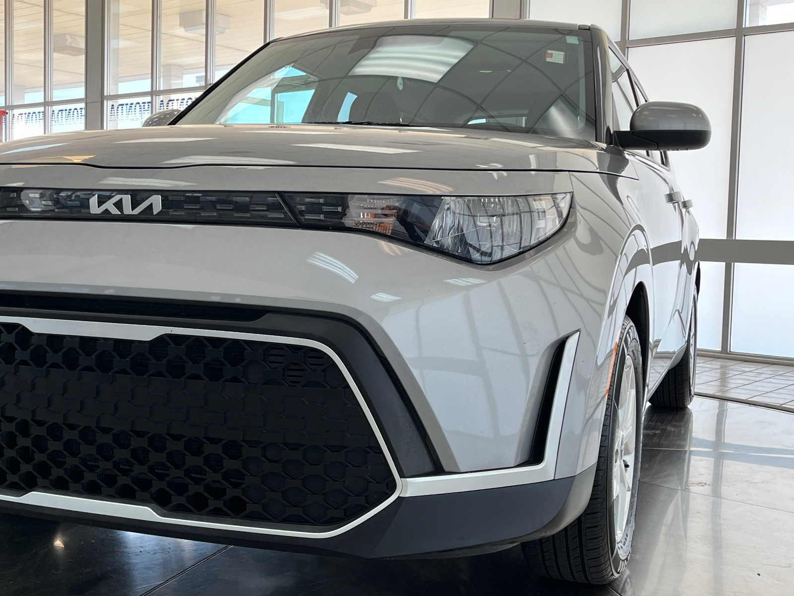 2023 Kia Soul LX 11