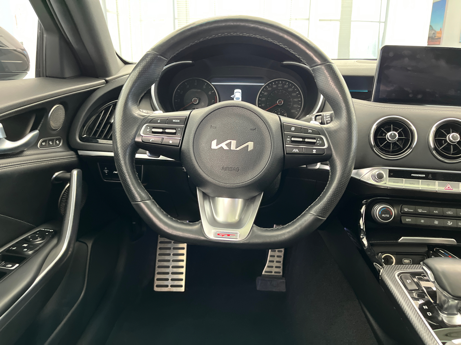 2022 Kia Stinger GT2 17