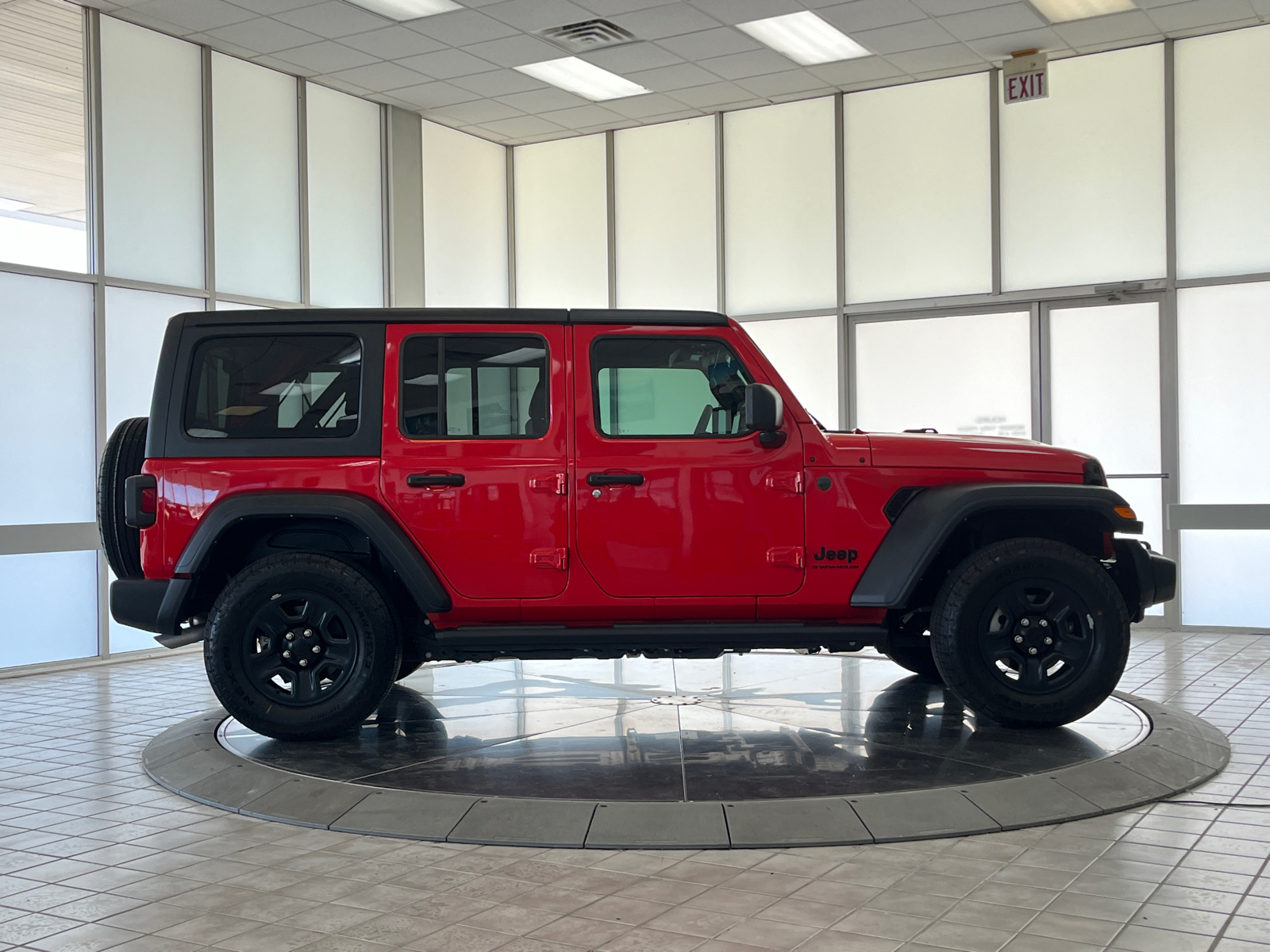 2024 Jeep Wrangler Sport 9