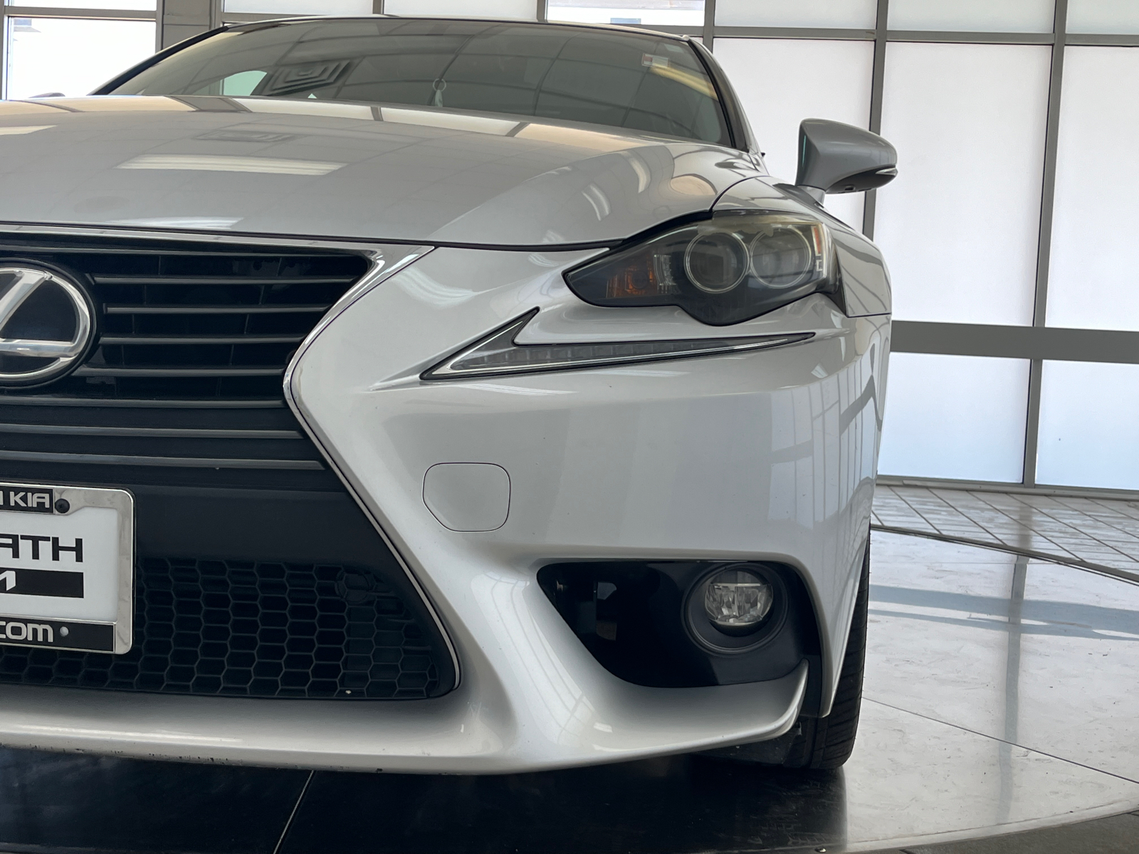 2015 Lexus IS 250 11