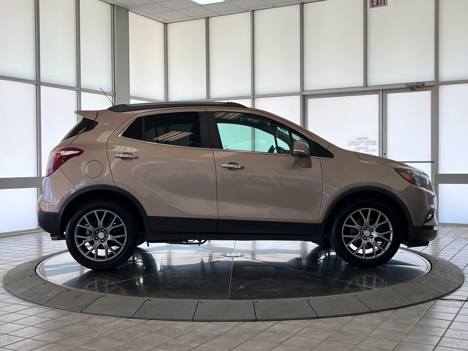 2018 Buick Encore Sport Touring 9