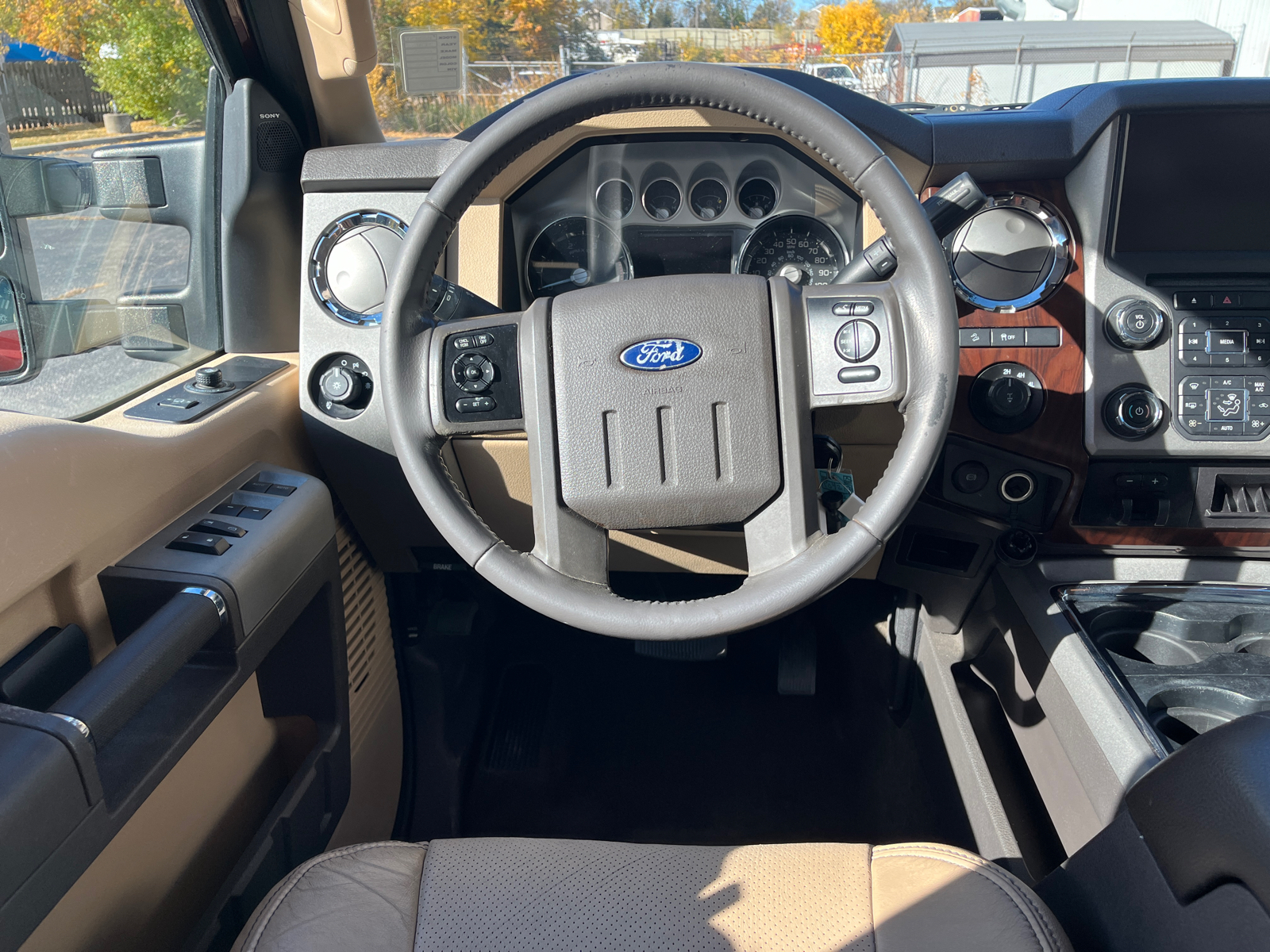 2016 Ford F-250SD Lariat 18