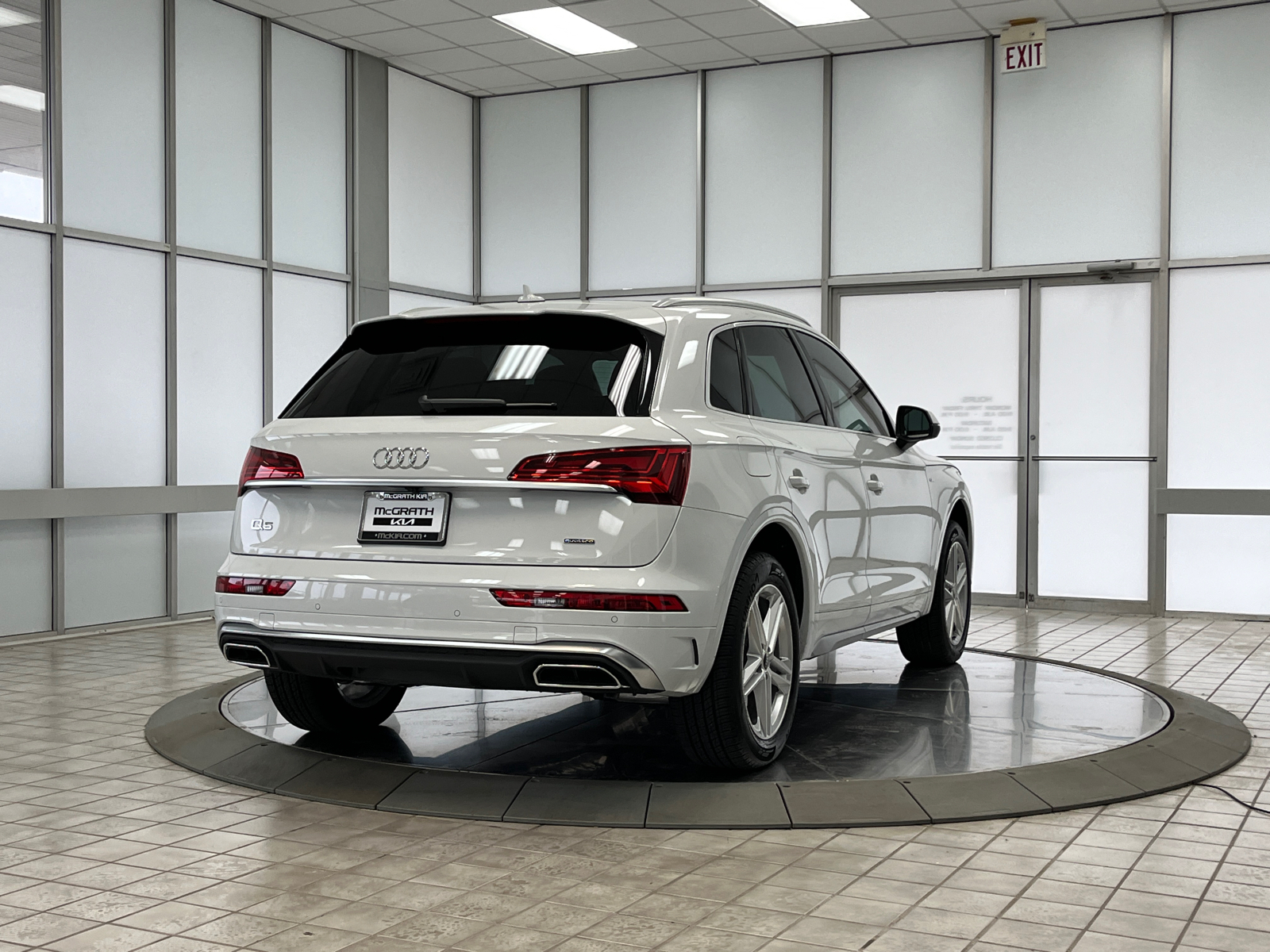 2024 Audi Q5 e 55 Premium Plus 8