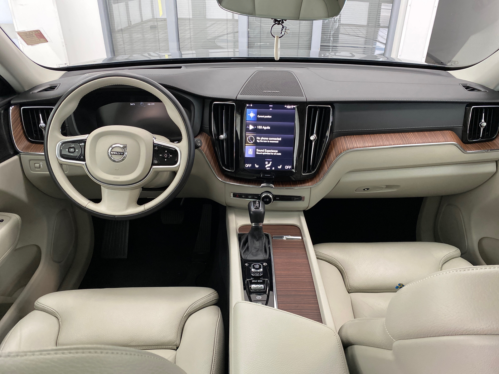 2019 Volvo XC60 T6 Inscription 17