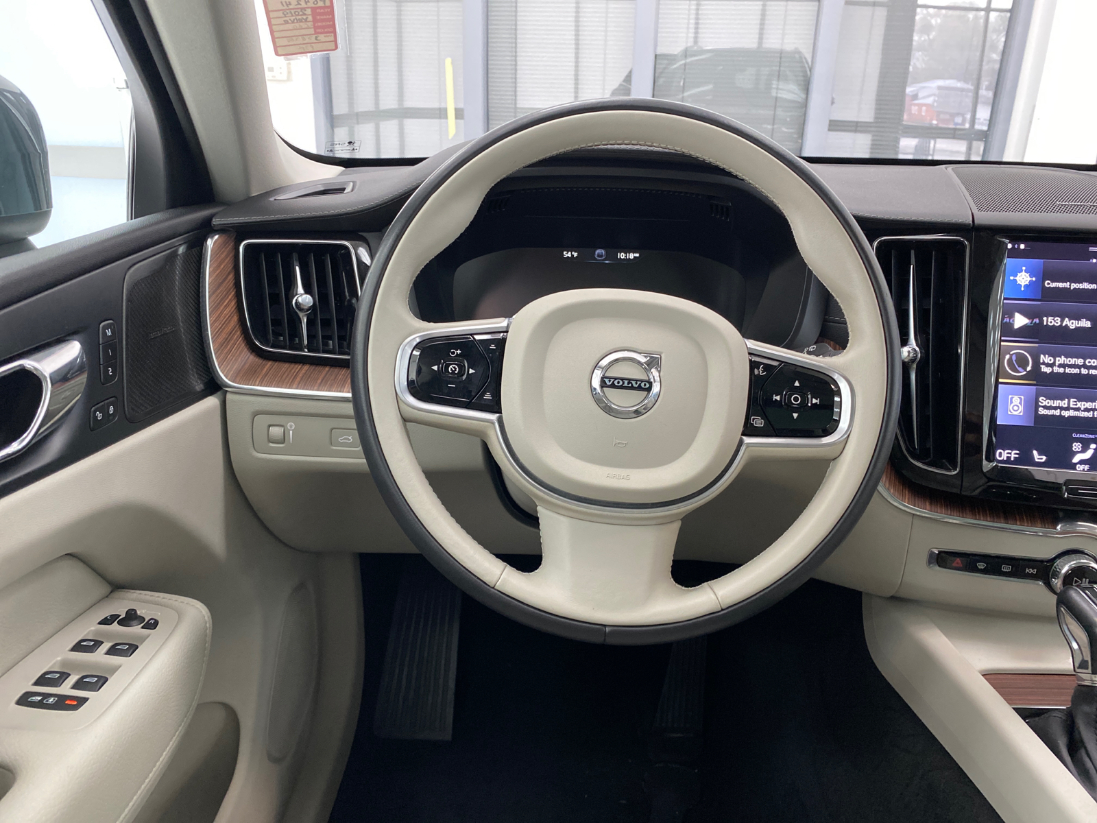 2019 Volvo XC60 T6 Inscription 18