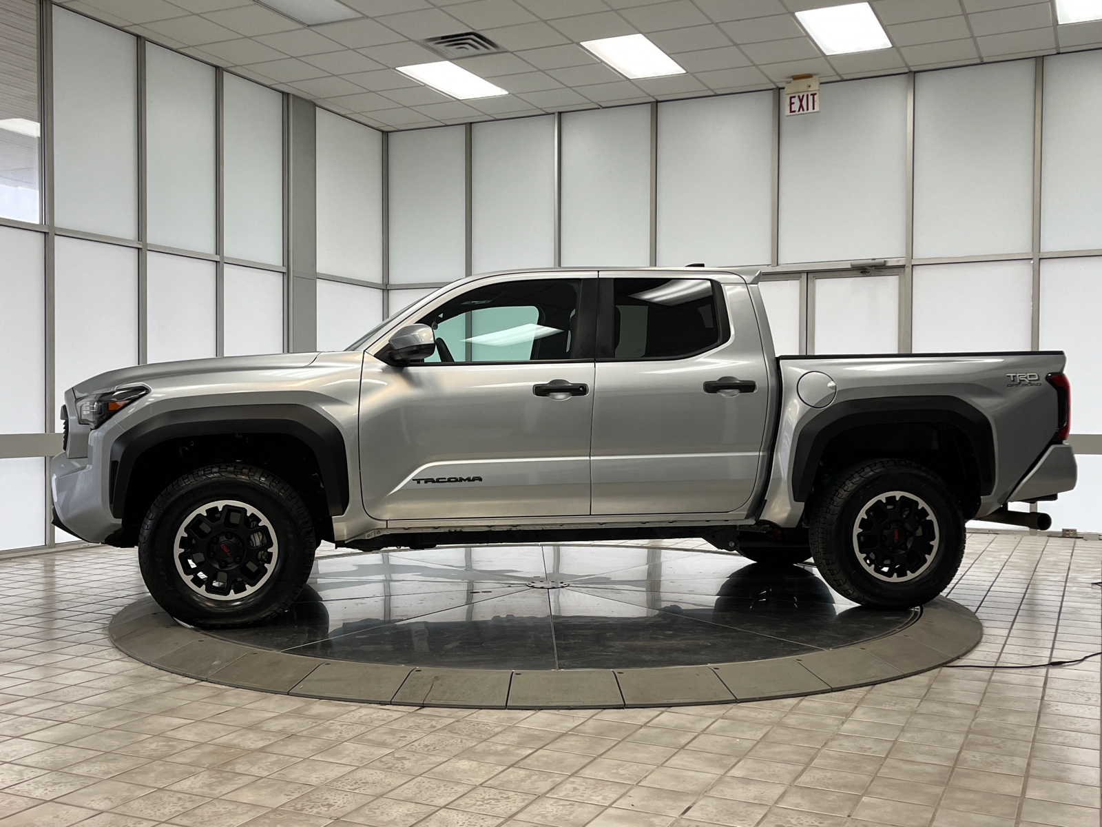 2024 Toyota Tacoma TRD Off-Road 5