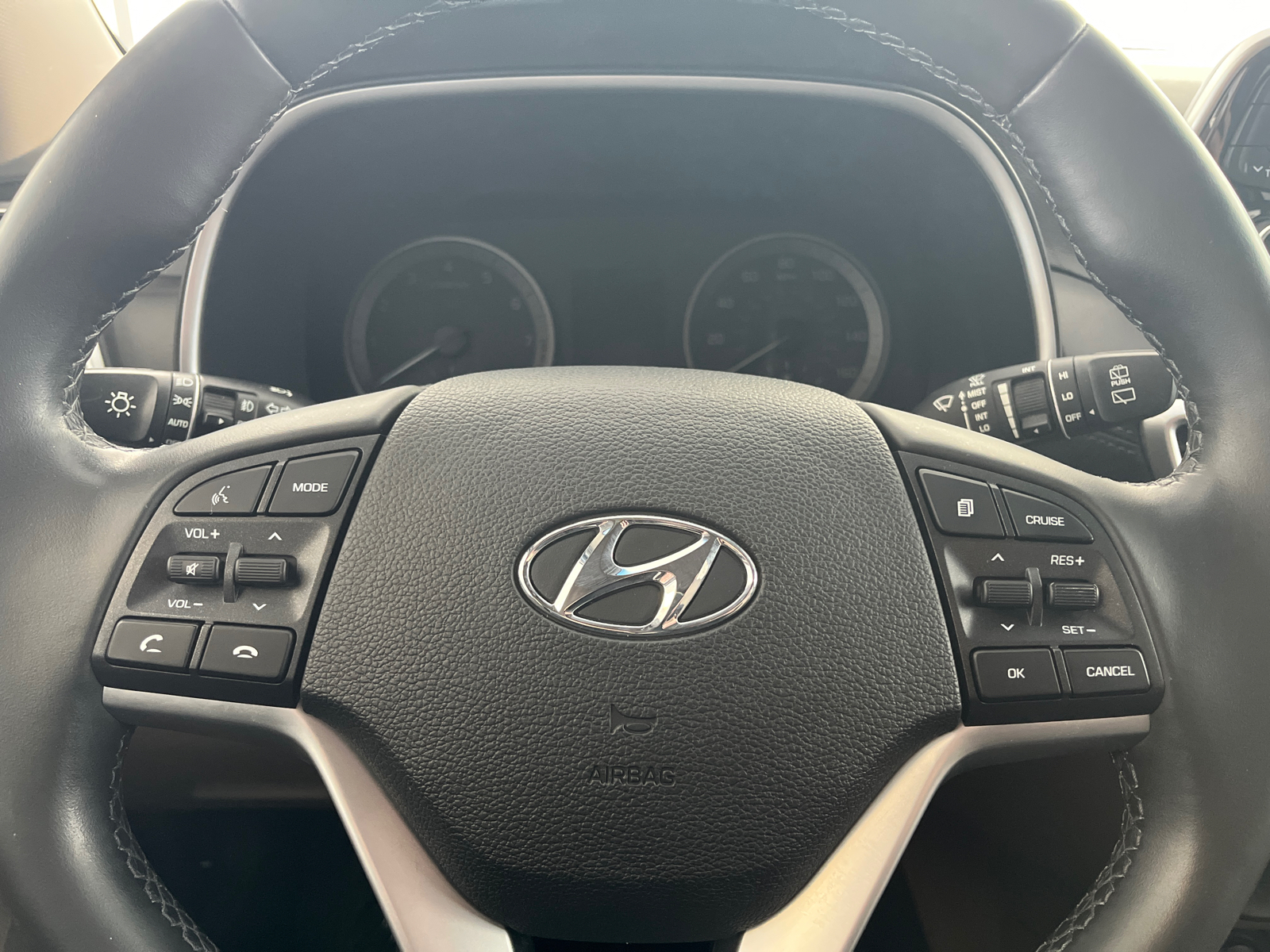 2021 Hyundai Tucson Limited 25