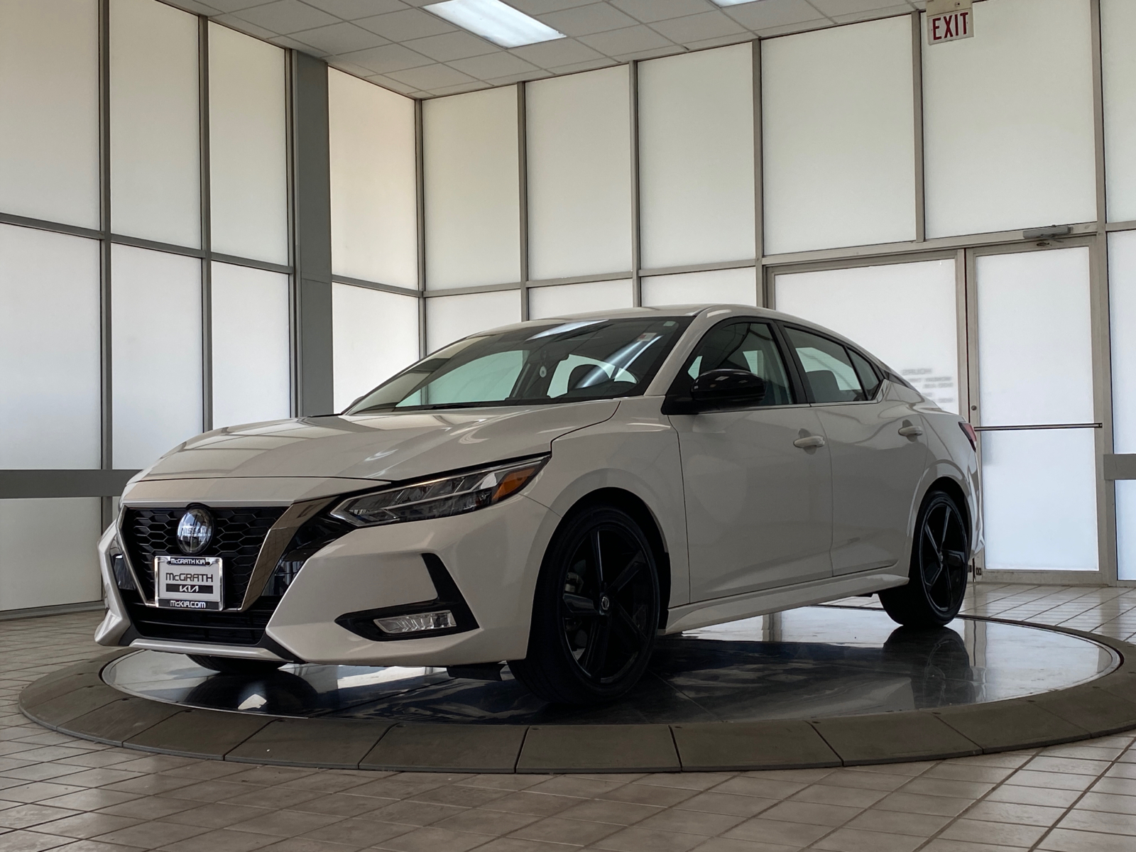 2022 Nissan Sentra SR 4