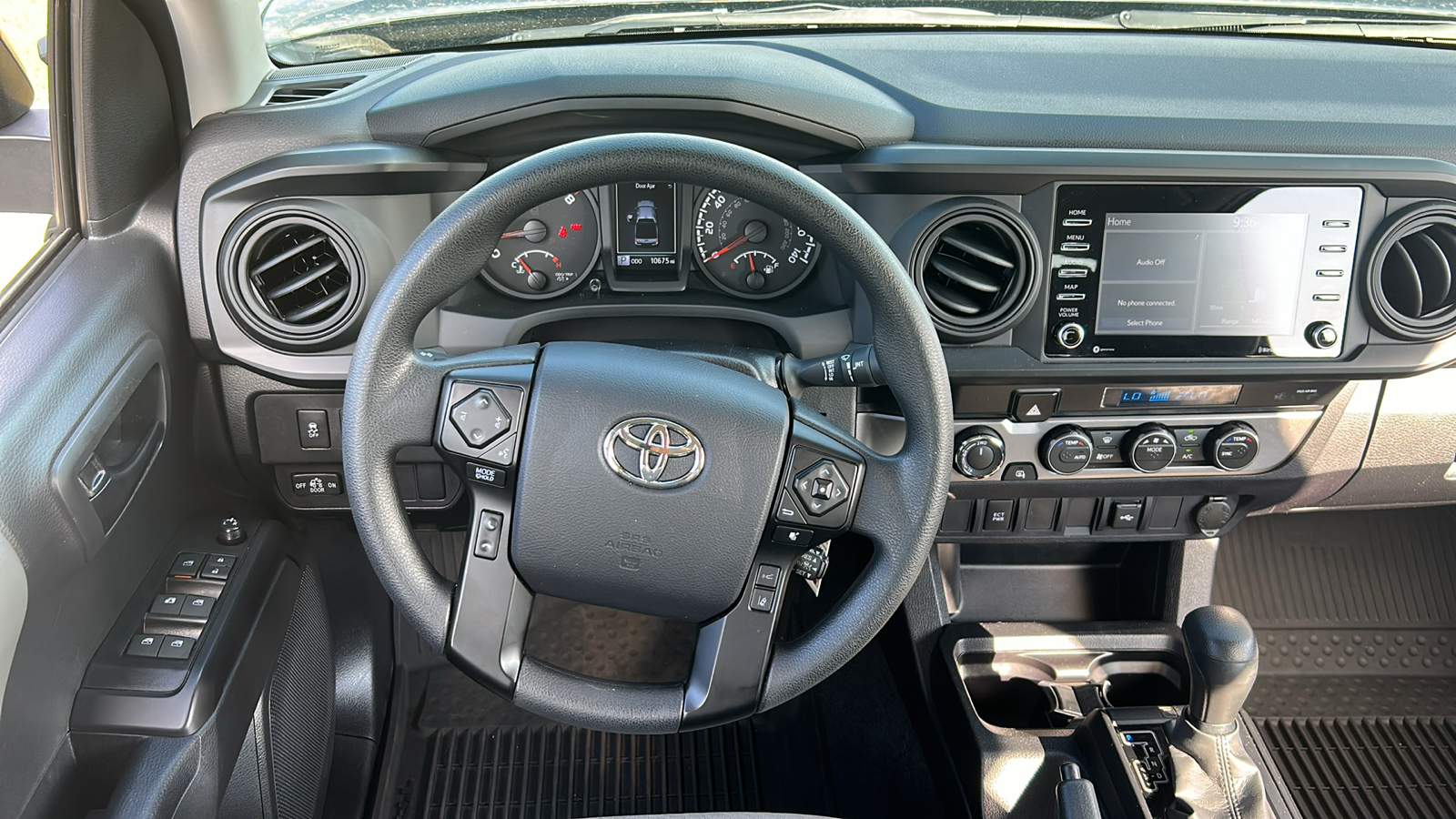 2023 Toyota Tacoma SR 18