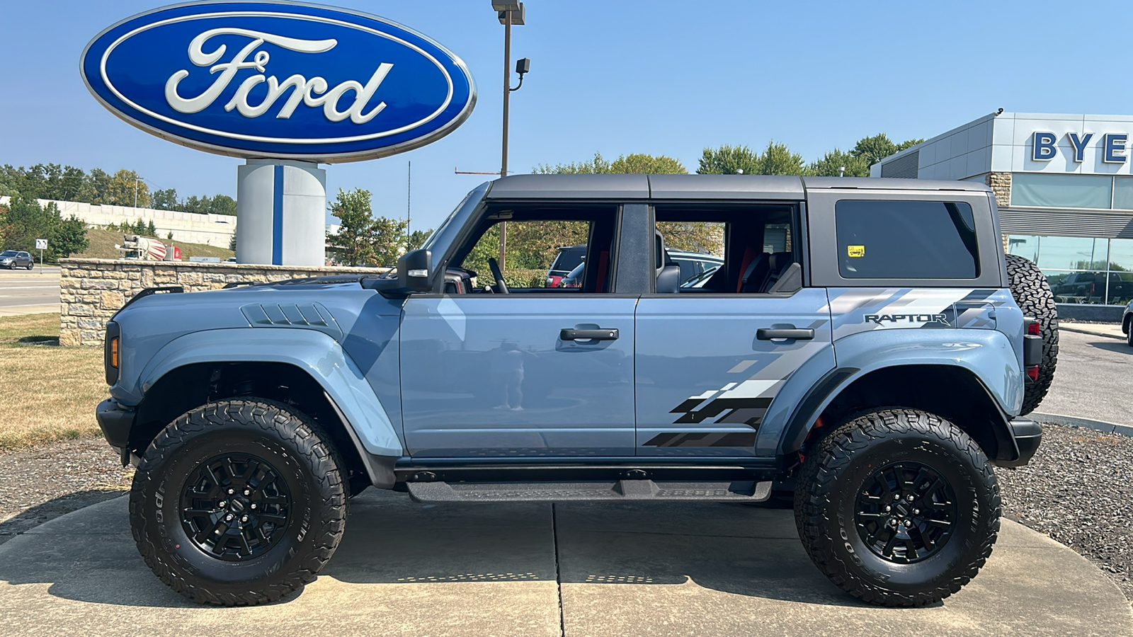 2024 Ford Bronco Raptor 16