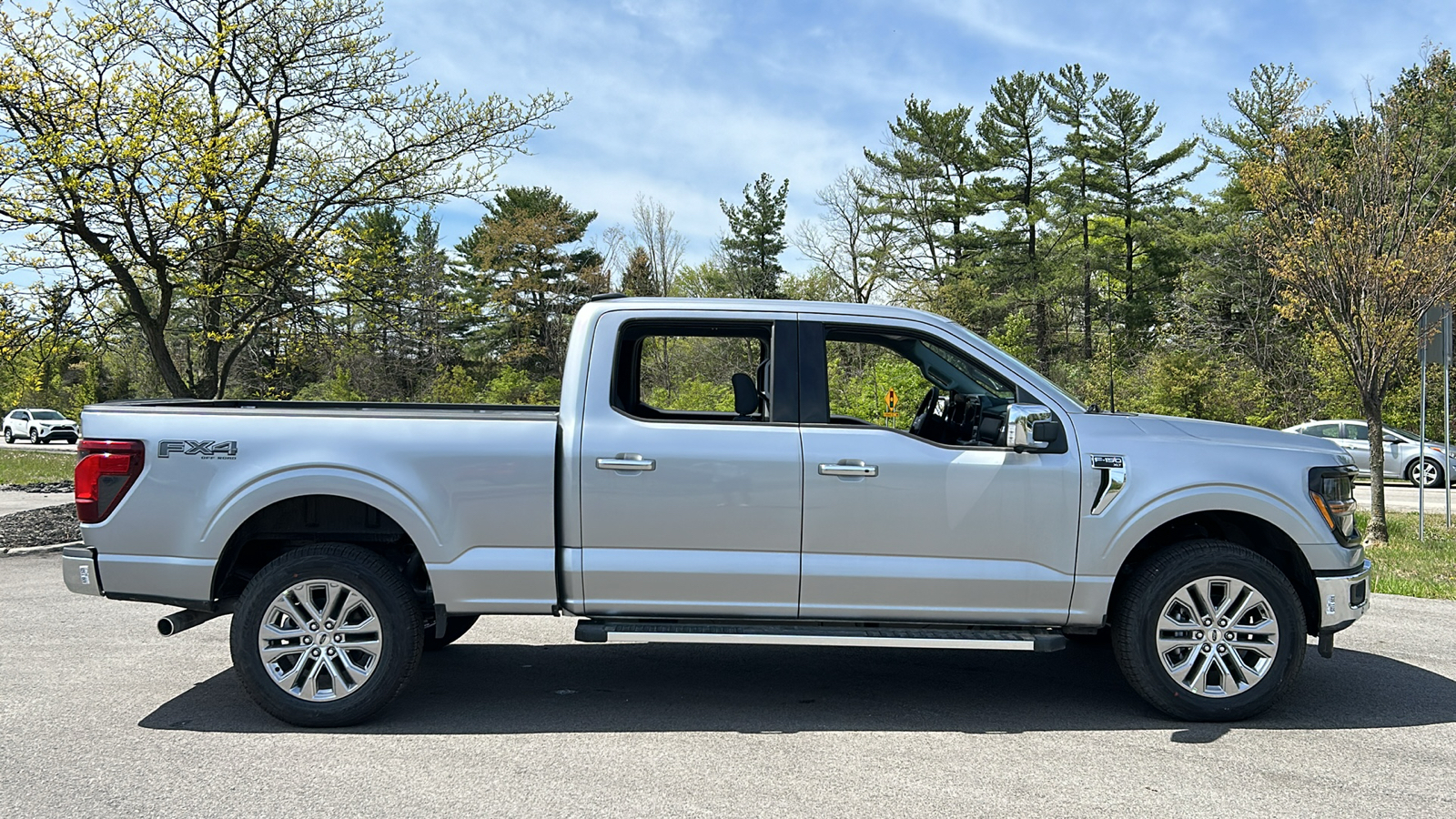 2024 Ford F-150 XLT 4