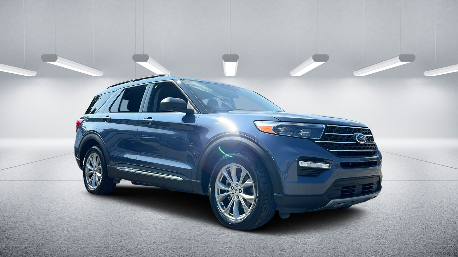 2021 Ford Explorer XLT 1