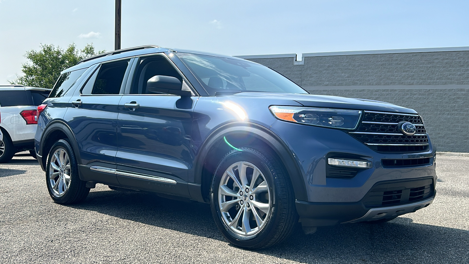 2021 Ford Explorer XLT 3