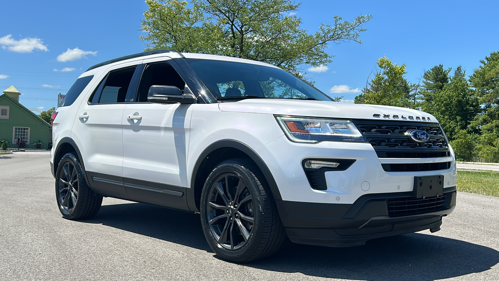 2018 Ford Explorer XLT 2