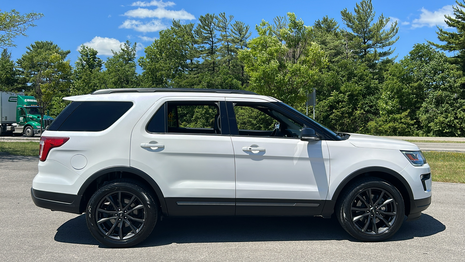2018 Ford Explorer XLT 4
