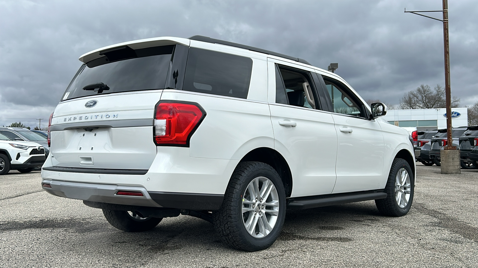 2024 Ford Expedition XLT 11