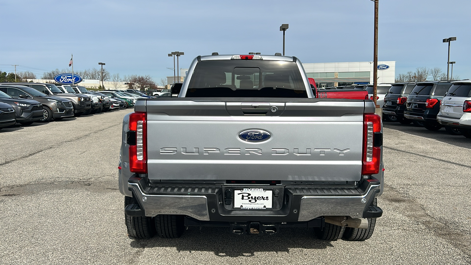 2023 Ford F-350SD Lariat 13