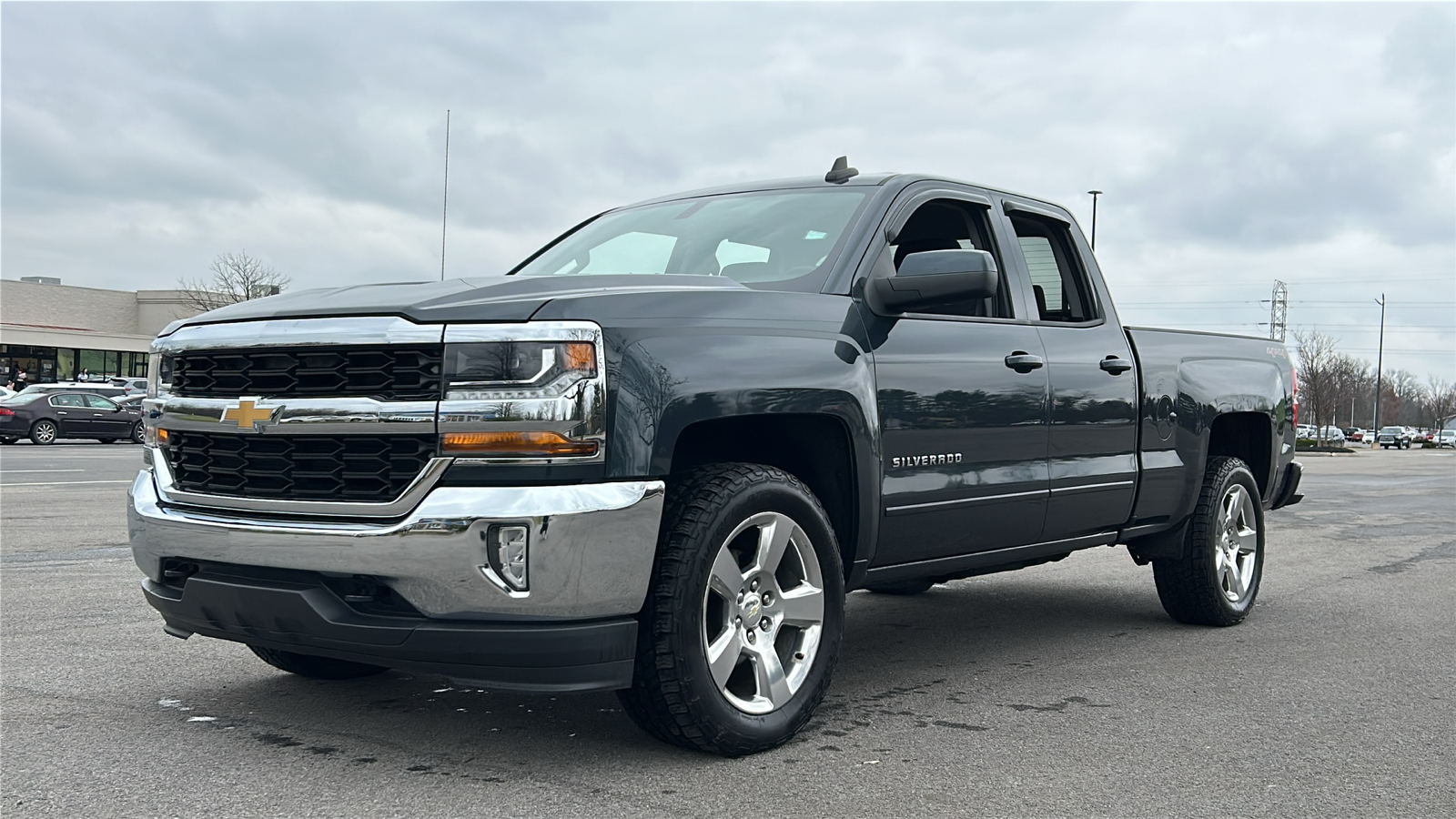 2017 Chevrolet Silverado 1500 LT 38