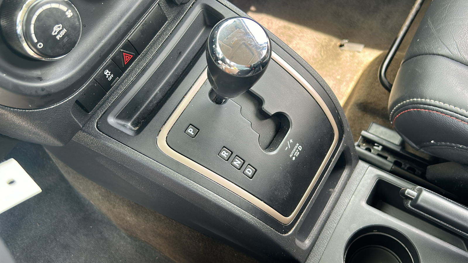 2017 Jeep Compass Sport 30