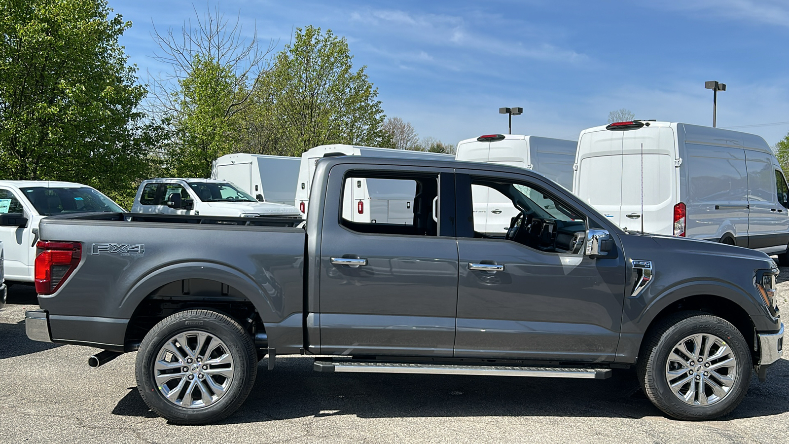 2024 Ford F-150 XLT 3