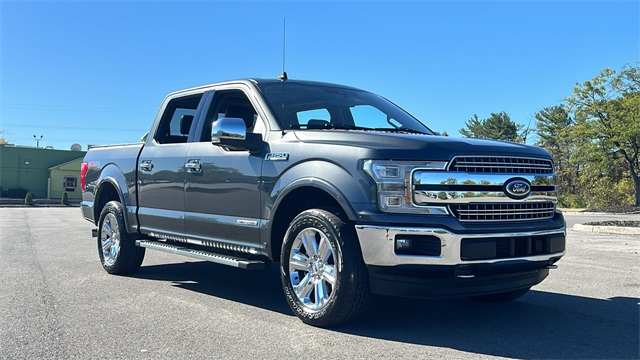 2020 Ford F-150 Lariat 2