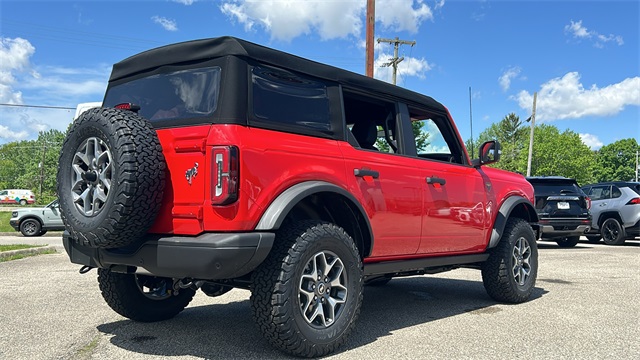 2024 Ford Bronco Badlands 12