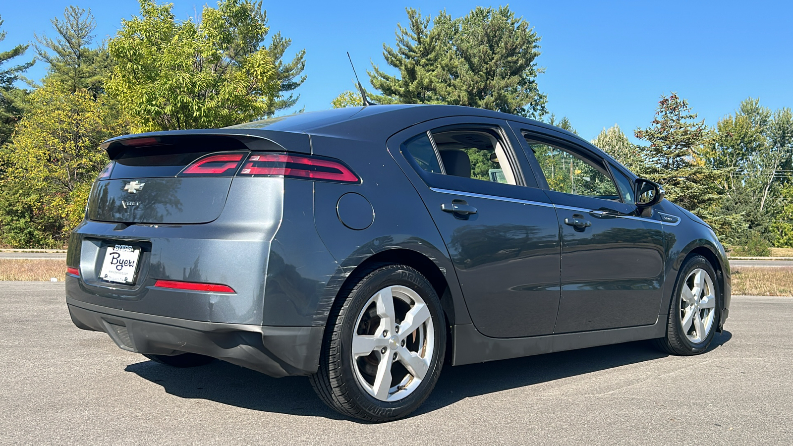 2013 Chevrolet Volt Base 11