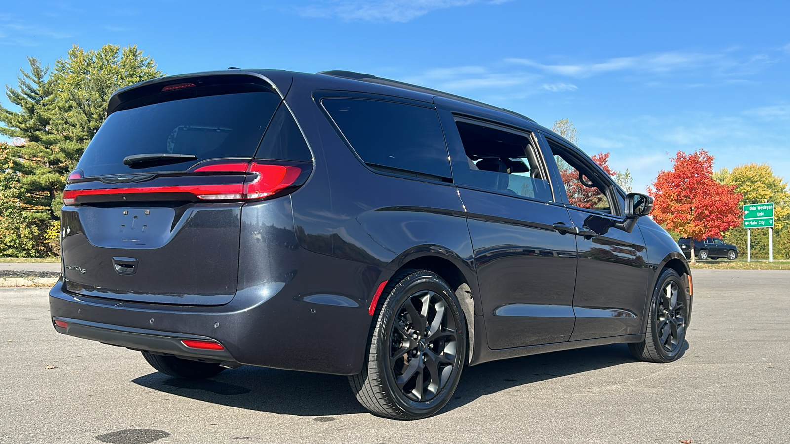 2021 Chrysler Pacifica Touring L 10