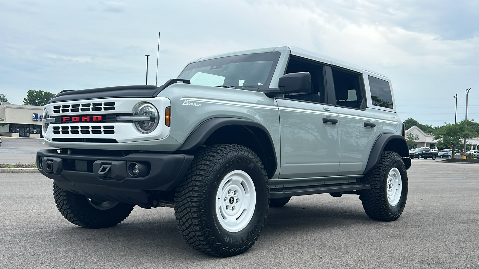2023 Ford Bronco Heritage Edition 39