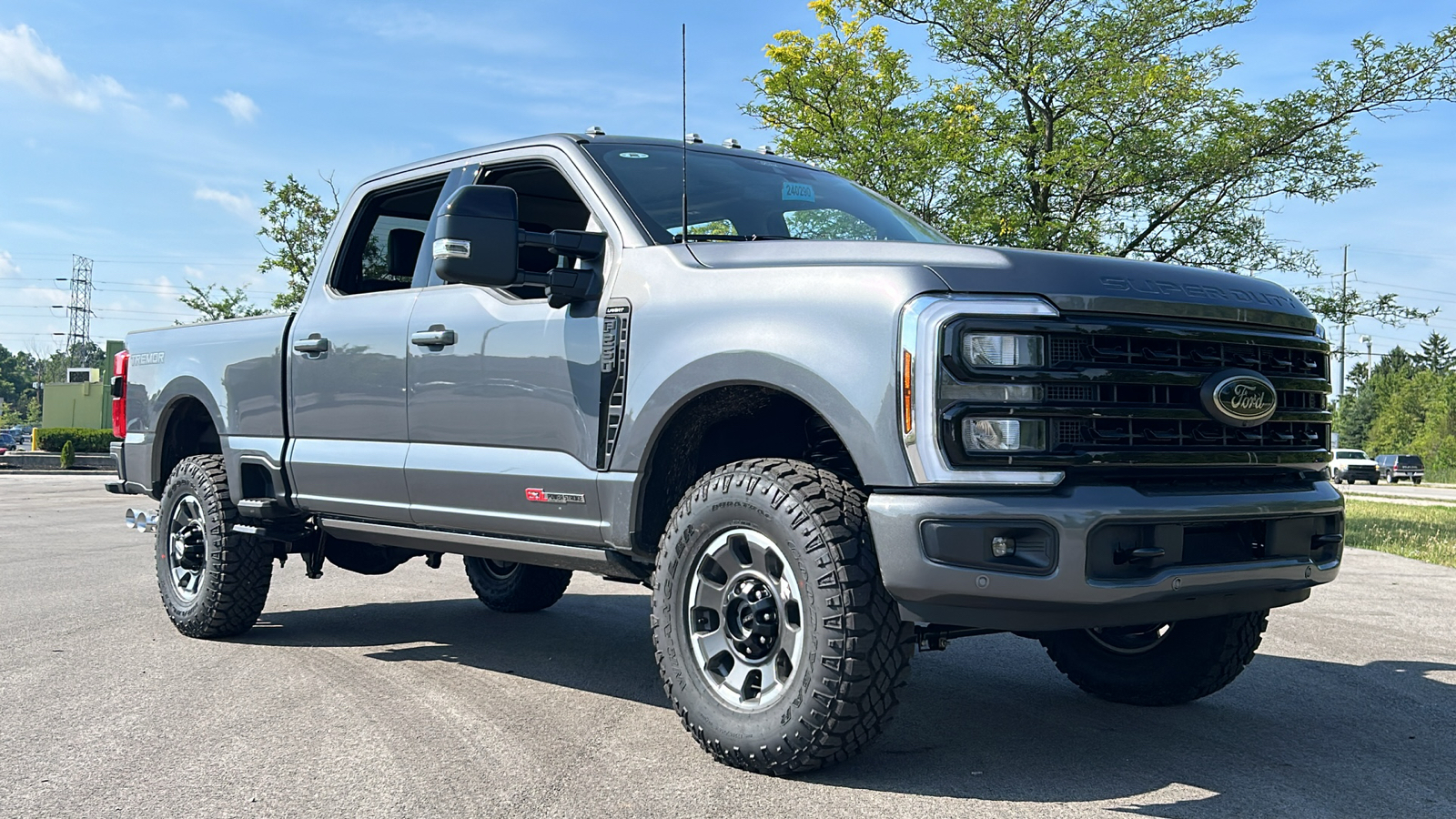 2024 Ford F-250SD Lariat 3