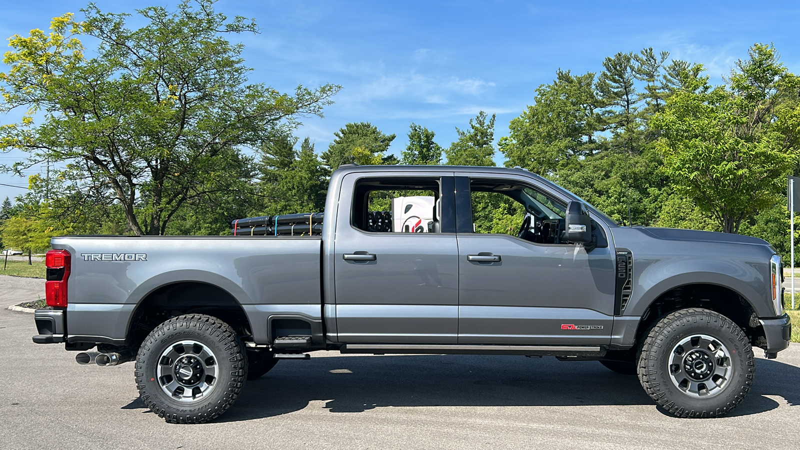 2024 Ford F-250SD Lariat 4