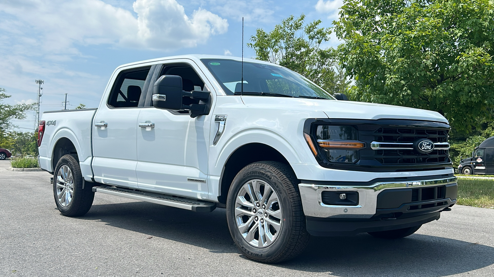 2024 Ford F-150 XLT 2