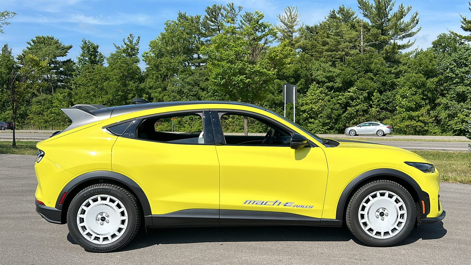 2024 Ford Mustang Mach-E GT 4