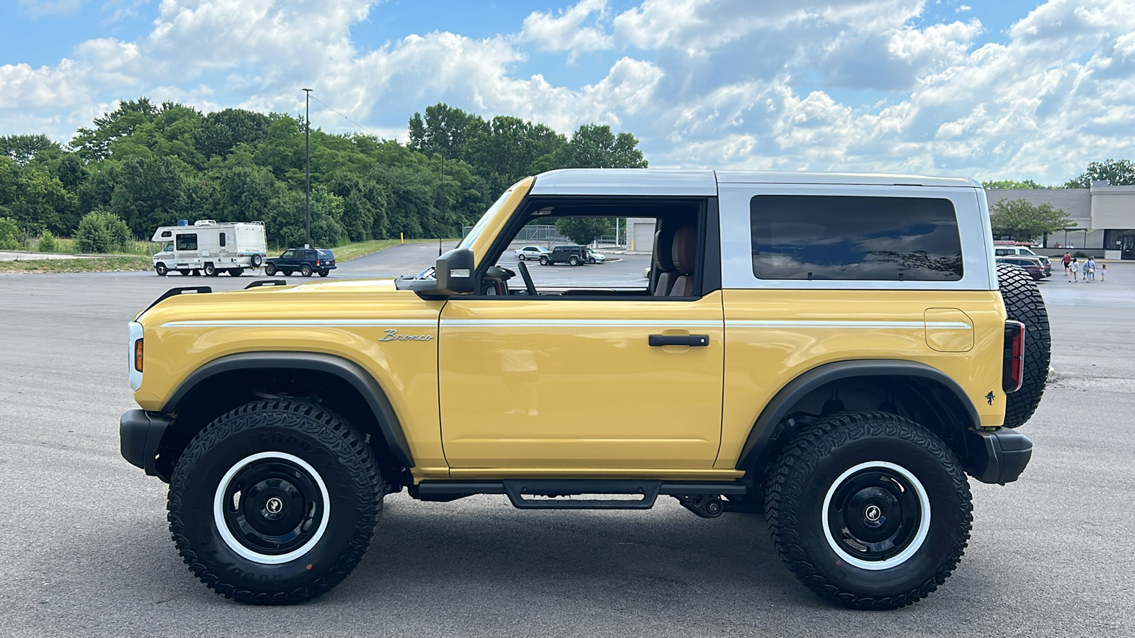 2024 Ford Bronco Heritage Limited Edition 16