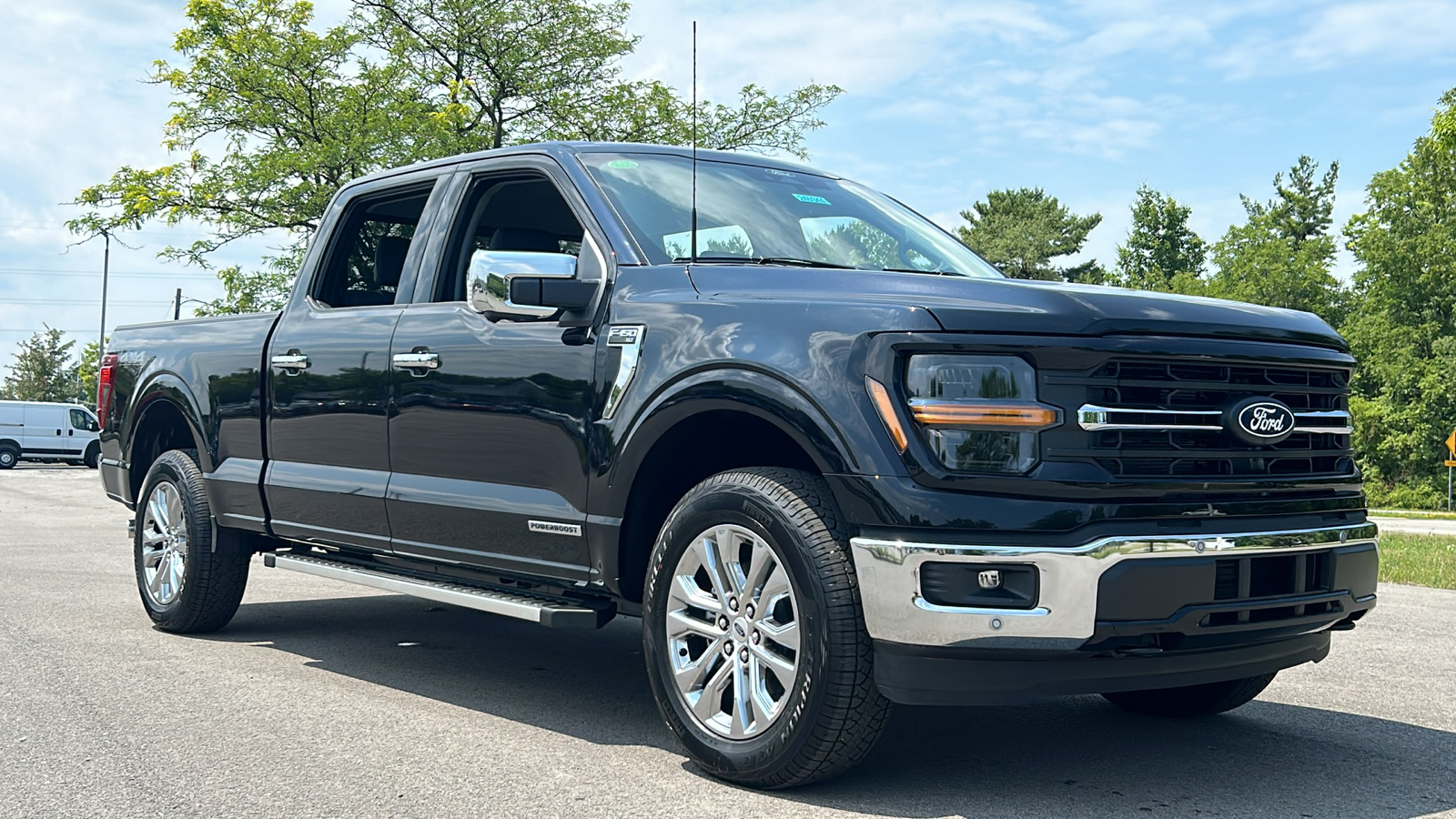 2024 Ford F-150 XLT 2