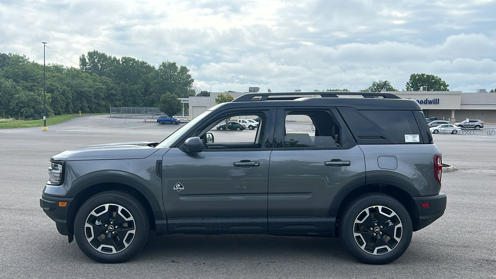 2024 Ford Bronco Sport Outer Banks 16